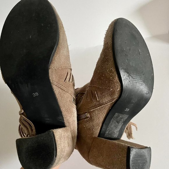 H&M Leather Khaki Frill Heeled Boots - Picture 7 of 7